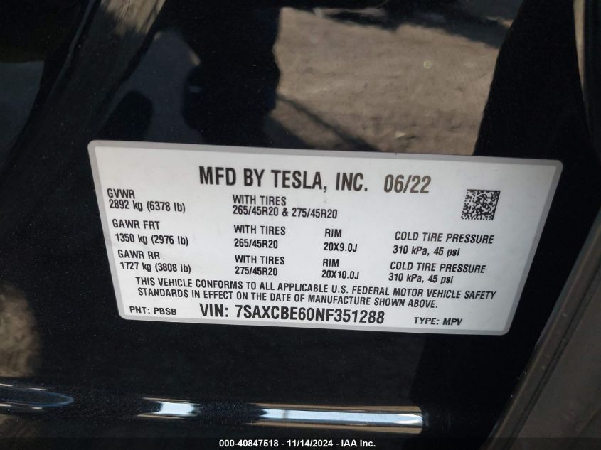 2022 Tesla Model X Plaid Tri Motor All-Wheel Drive VIN: 7SAXCBE60NF351288 Lot: 40847518