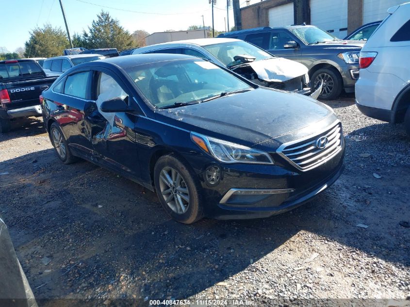 VIN 5NPE24AF3FH256946 2015 Hyundai Sonata, SE no.1