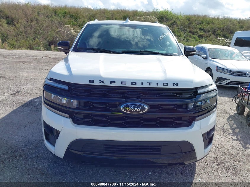 Image 6 of 2022 Ford Expedition  salvage vehicle - Lot #40847788 at IAAI