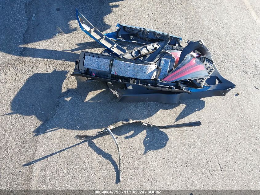 2017 TOYOTA RAV4 XLE - 2T3RFREV3HW616250