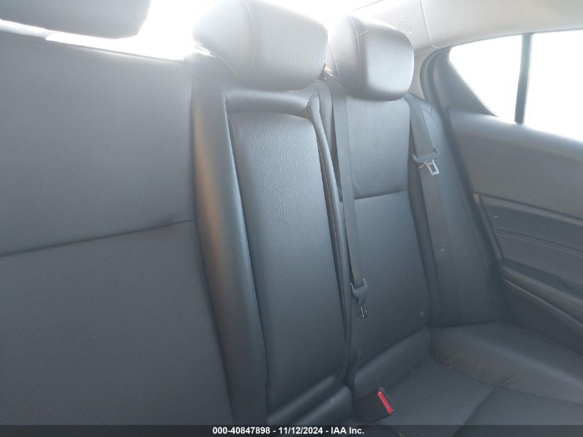 2017 ACURA ILX VIN: 19UDE2F76HA003009