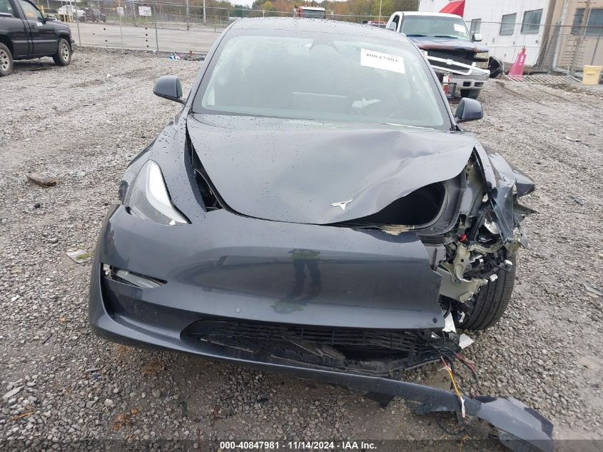 2022 Tesla Model 3 Long Range Dual Motor All-Wheel Drive VIN: 5YJ3E1EB3NF352741 Lot: 40847981