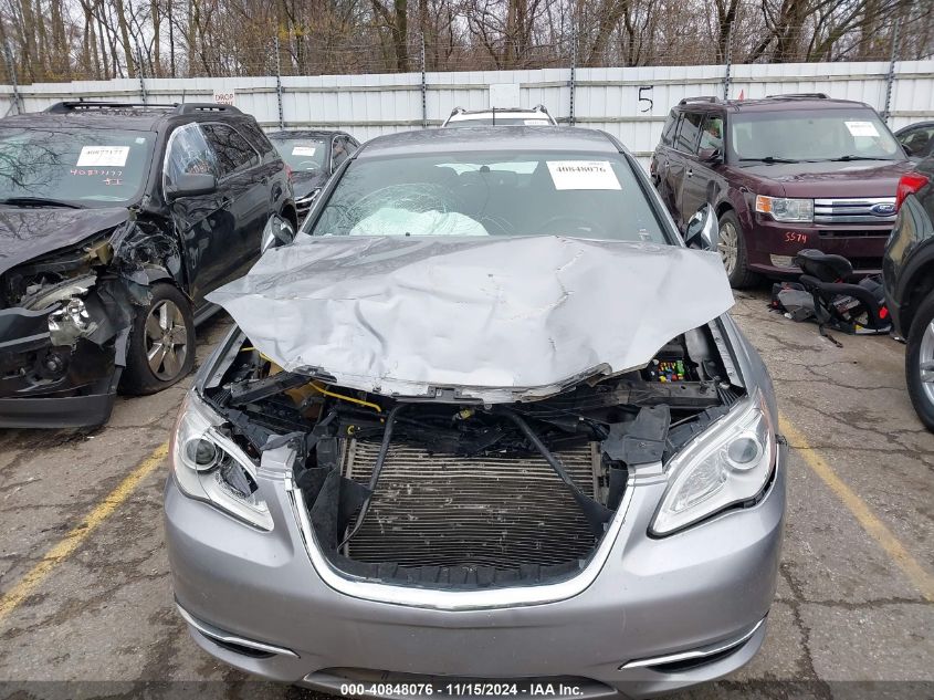 2013 Chrysler 200 Limited VIN: 1C3CCBCG1DN583247 Lot: 40848076