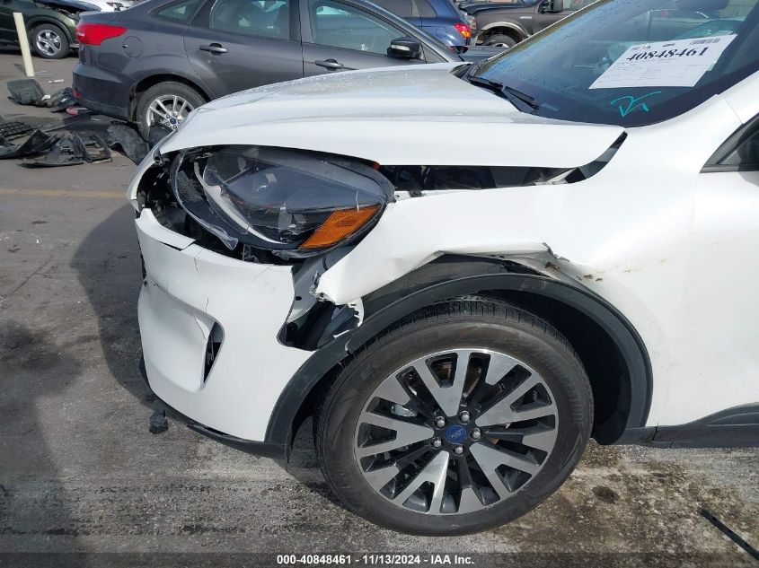 VIN 1FMCU9BZ9LUC23258 2020 FORD ESCAPE SE SPORT HYBRID