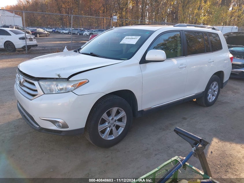 Vin: 5tdbk3eh2bs041281, lot: 41338218, toyota highlander se v6 20112