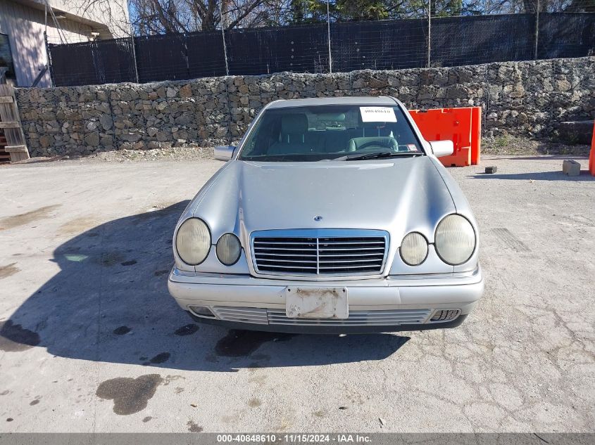 1998 Mercedes-Benz E 320 VIN: WDBJF65F0WA679546 Lot: 40848610