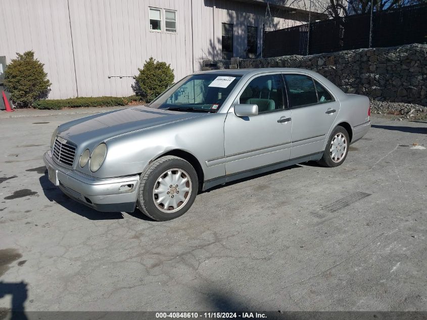 1998 Mercedes-Benz E 320 VIN: WDBJF65F0WA679546 Lot: 40848610