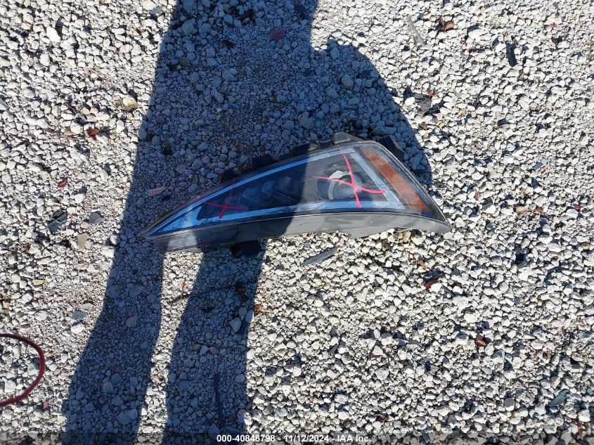 2019 HYUNDAI ELANTRA SEL - KMHD84LF0KU769266