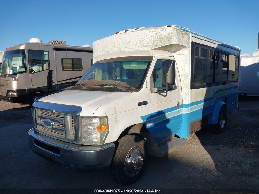 1FDEE3FS9BDA22782 2011 FORD  photo no. 2