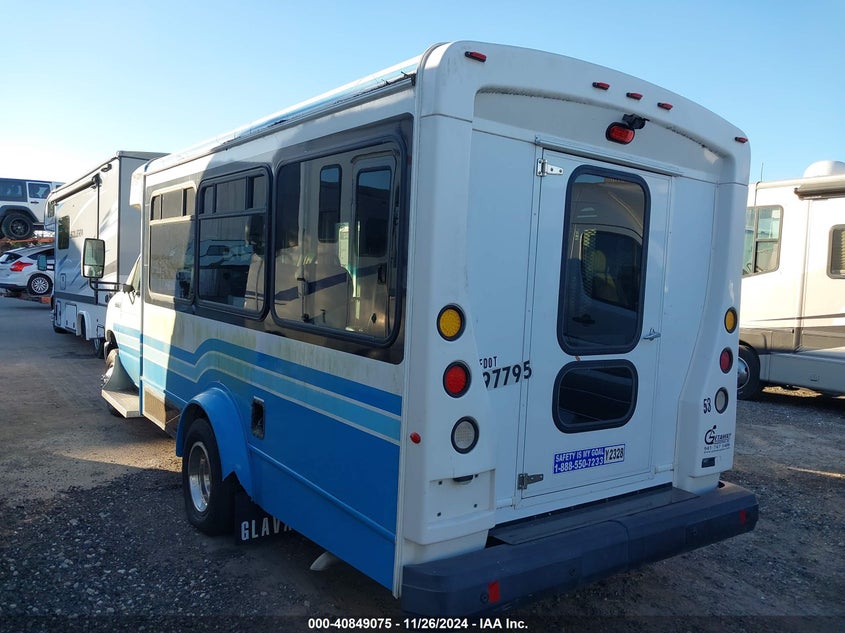 1FDEE3FS9BDA22782 2011 FORD  photo no. 3
