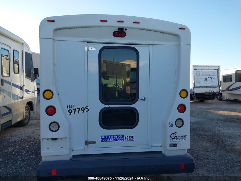 1FDEE3FS9BDA22782 2011 FORD  photo no. 8