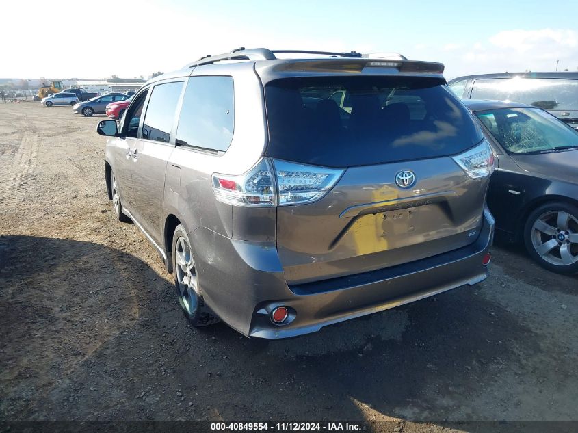 2017 Toyota Sienna Se 8 Passenger VIN: 5TDXZ3DC7HS876986 Lot: 40849554