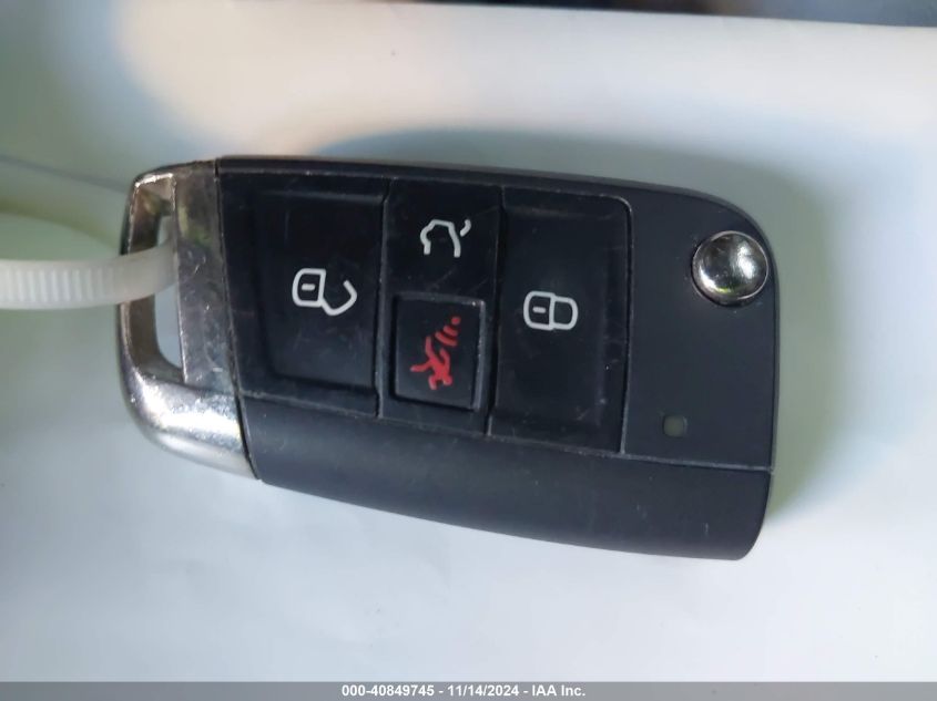 2017 VOLKSWAGEN GOLF GTI AUTOBAHN 4-DOOR/S 4-DOOR/SE 4-DOOR/SPORT 4-DOOR - 3VW447AU1HM006900