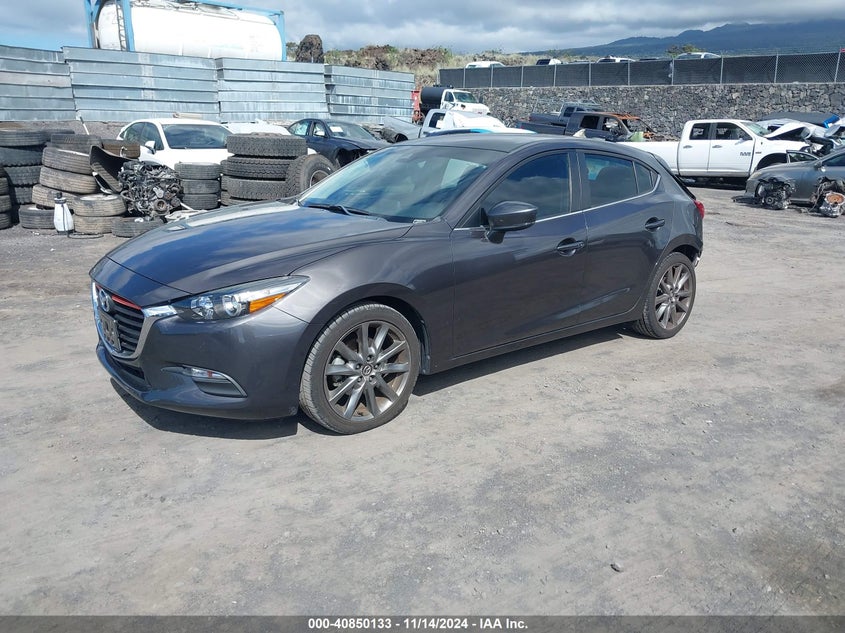 VIN 3MZBN1L38JM197856 2018 MAZDA MAZDA3 TOURING