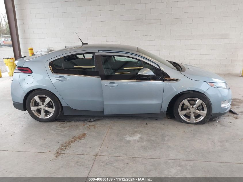 2013 Chevrolet Volt VIN: 1G1RD6E45DU111869 Lot: 40850189