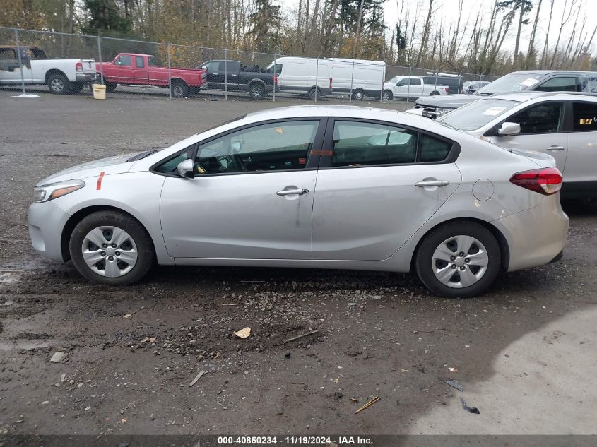 2018 Kia Forte Lx VIN: 3KPFL4A76JE262229 Lot: 40850234