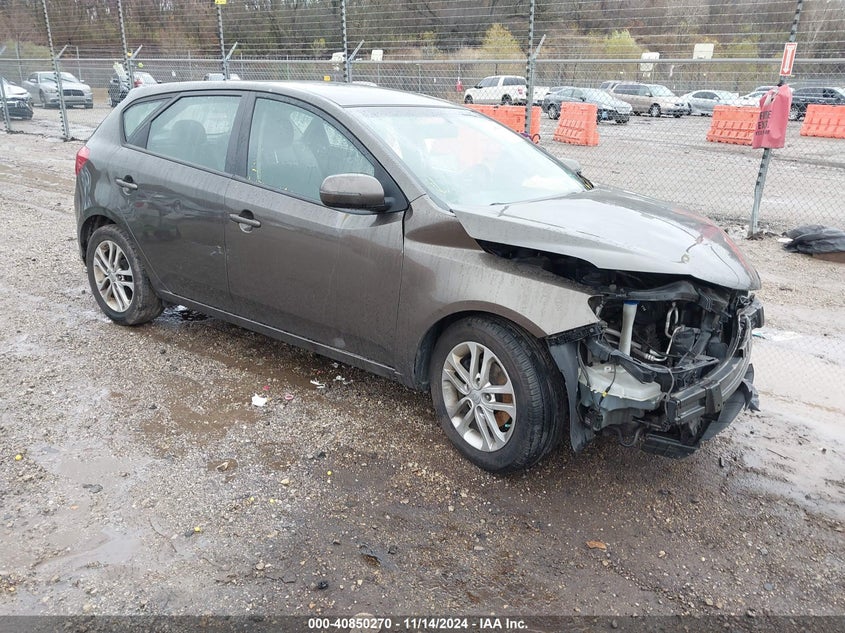 2011 KIA FORTE VIN: KNAFU5A24B5379292