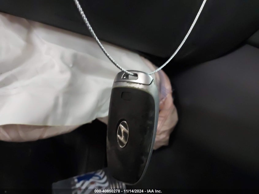 2020 HYUNDAI SONATA VIN: 5NPEH4J2XLH060705