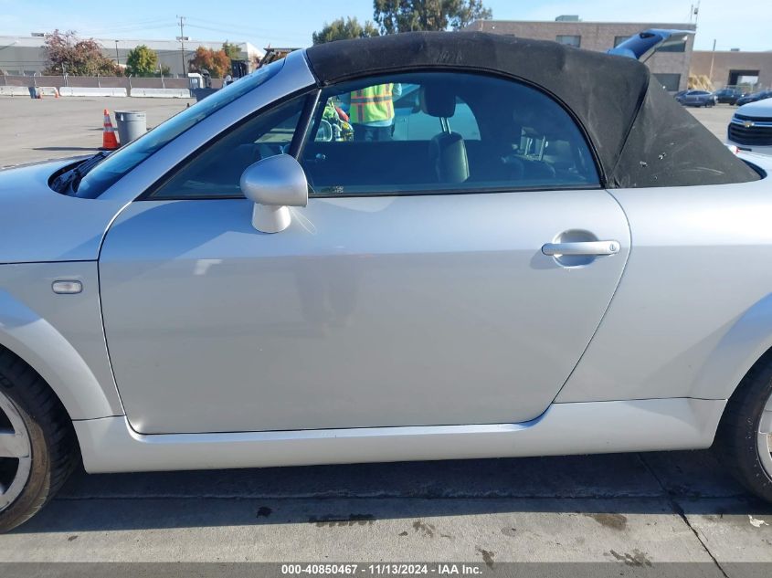 2004 Audi Tt 1.8L VIN: TRUUT28N041018489 Lot: 40850467