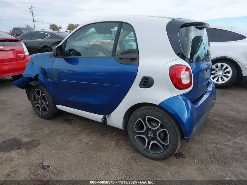 2016 Smart Fortwo Passion/Prime/Proxy/Pure VIN: WMEFJ5DA2GK069098 Lot: 40850576