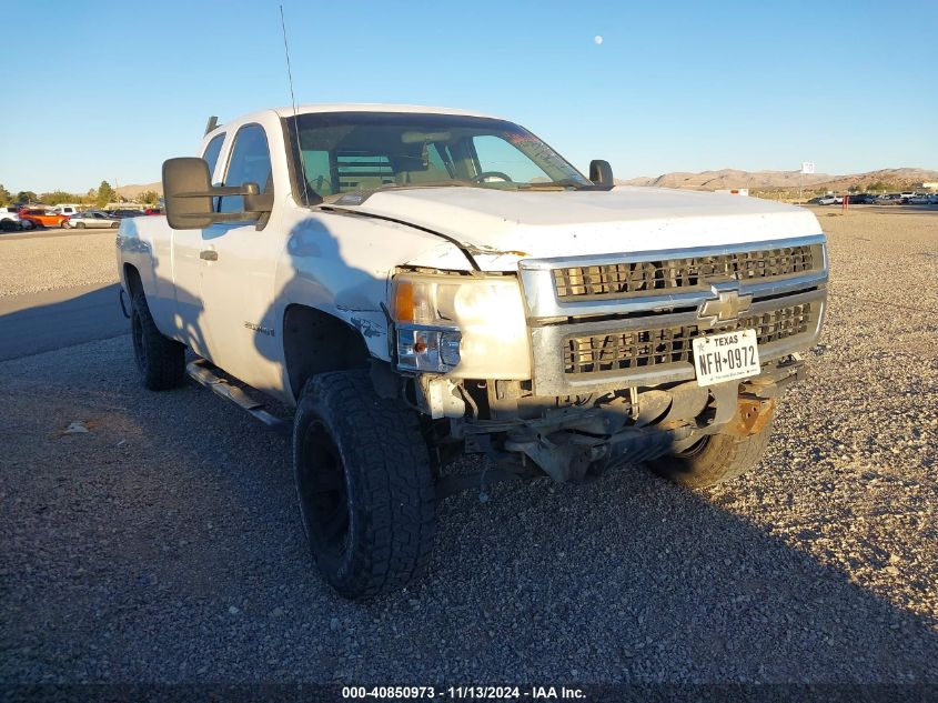 2008 Chevrolet Silverado 2500Hd Work Truck VIN: 1GBHC29KX8E151070 Lot: 40850973