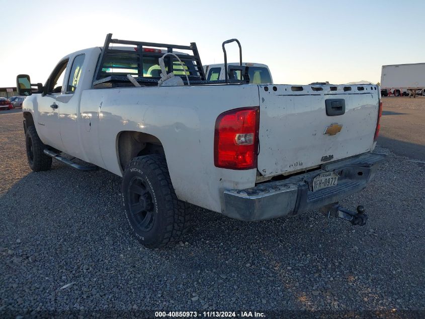 2008 Chevrolet Silverado 2500Hd Work Truck VIN: 1GBHC29KX8E151070 Lot: 40850973