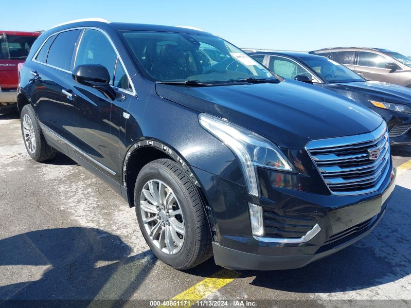 VIN 1GYKNDRS4HZ240272 2017 CADILLAC XT5 no.1