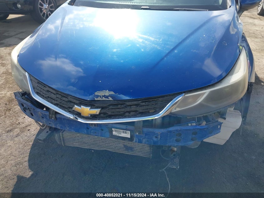 2017 CHEVROLET CRUZE VIN: 1G1BE5SM2H7279812