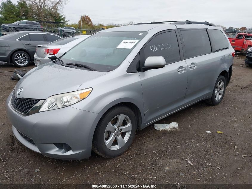 2017 Toyota Sienna Le 8 Passenger VIN: 5TDKZ3DC8HS875310 Lot: 40852050