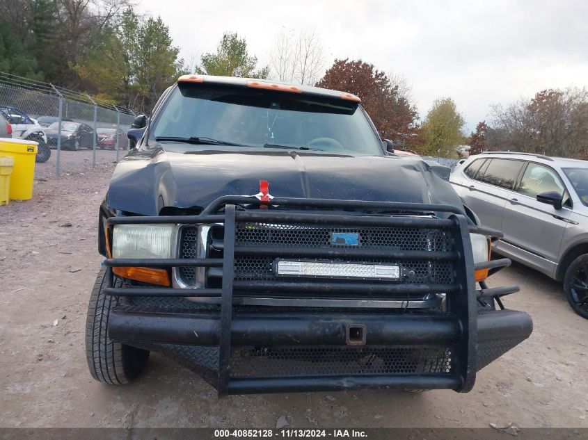 2000 Ford F-350 Lariat/Xl/Xlt VIN: 1FTWW33F2YEC44872 Lot: 40852128