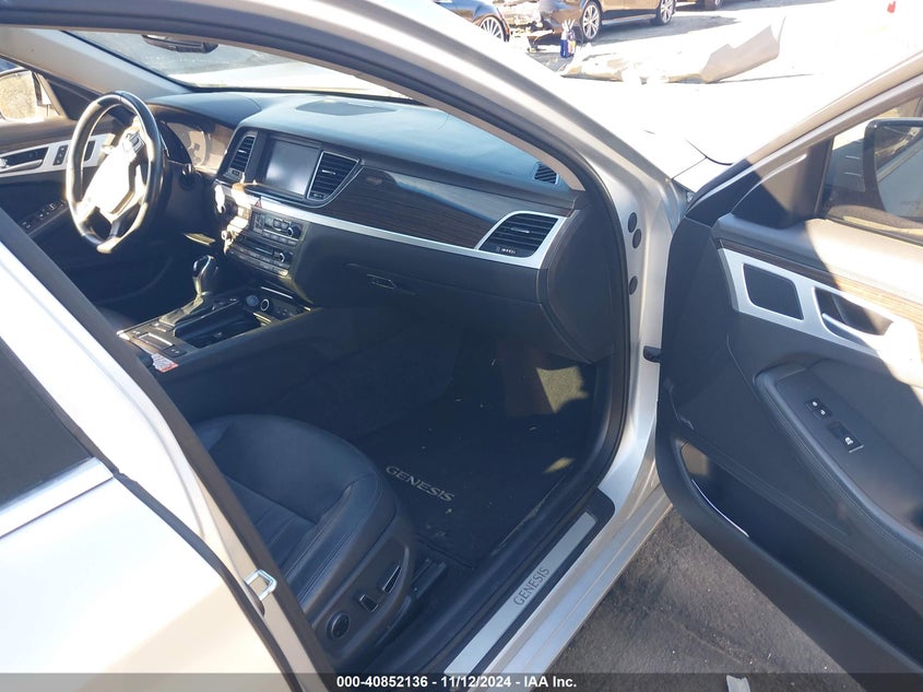 2015 HYUNDAI GENESIS 3.8 - KMHGN4JE9FU049468