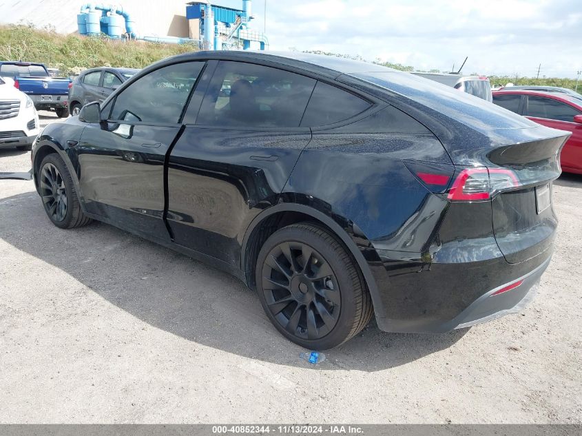 VIN 7SAYGDEE7PA187436 2023 Tesla Model Y, Awd/Long... no.3