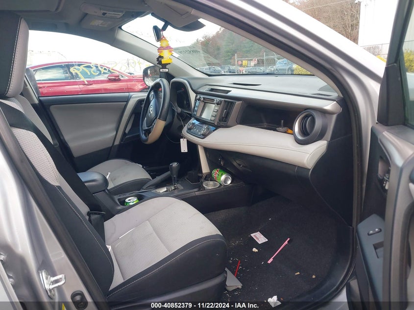 2018 TOYOTA RAV4 XLE VIN: 2T3WFREV5JW408363