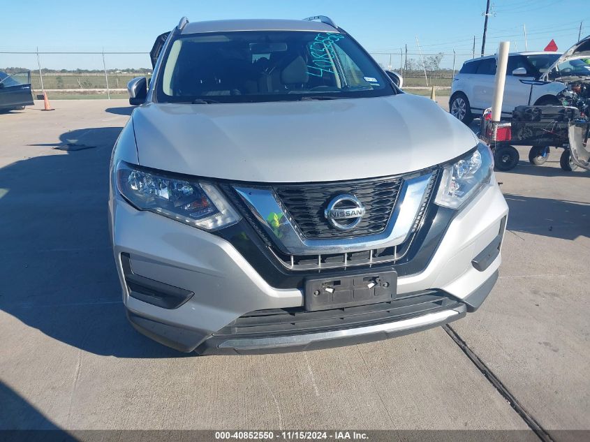 2017 Nissan Rogue Sv VIN: KNMAT2MT9HP563305 Lot: 40852550