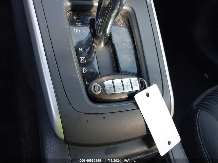VIN 3N1AB7AP7HY351298 2017 NISSAN SENTRA SV