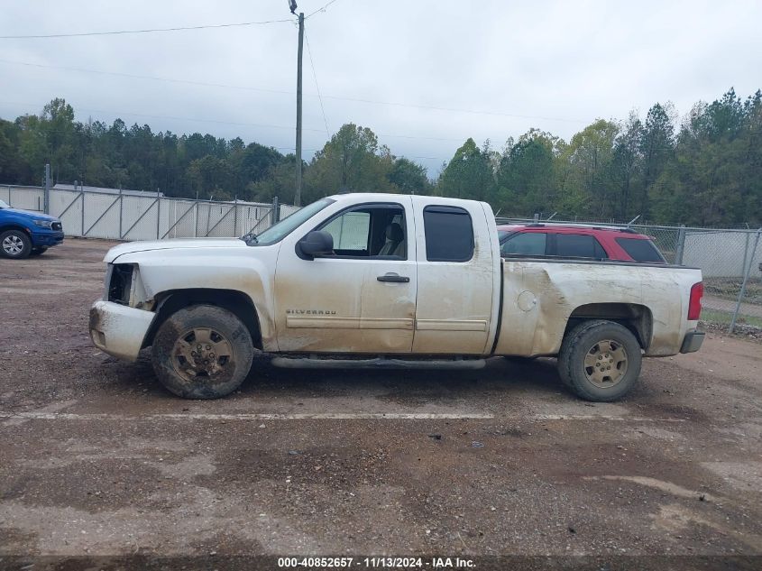 2011 Chevrolet Silverado 1500 Lt VIN: 1GCRCSE00BZ447994 Lot: 40852657