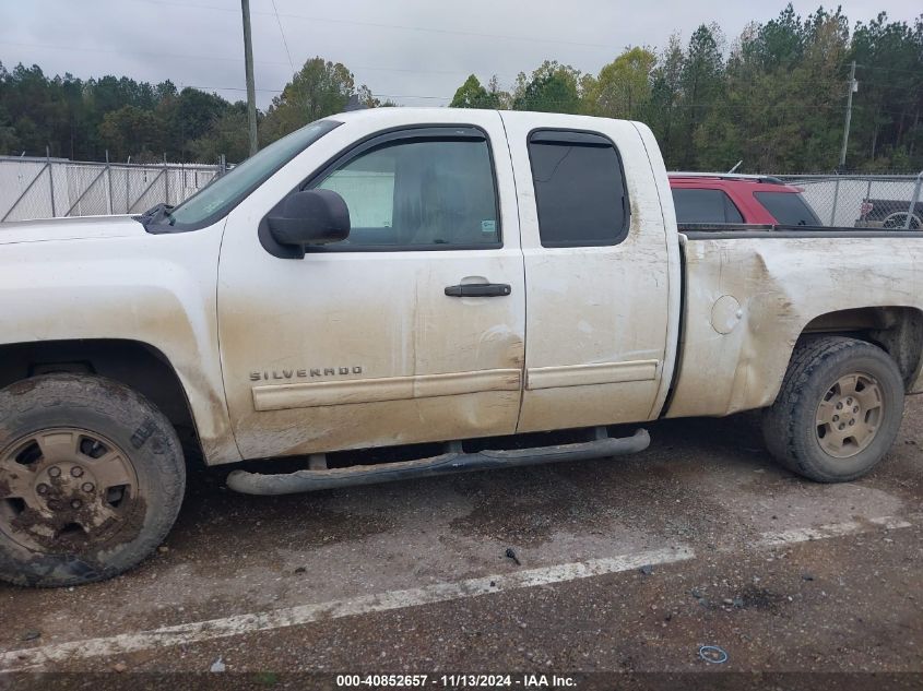 2011 Chevrolet Silverado 1500 Lt VIN: 1GCRCSE00BZ447994 Lot: 40852657