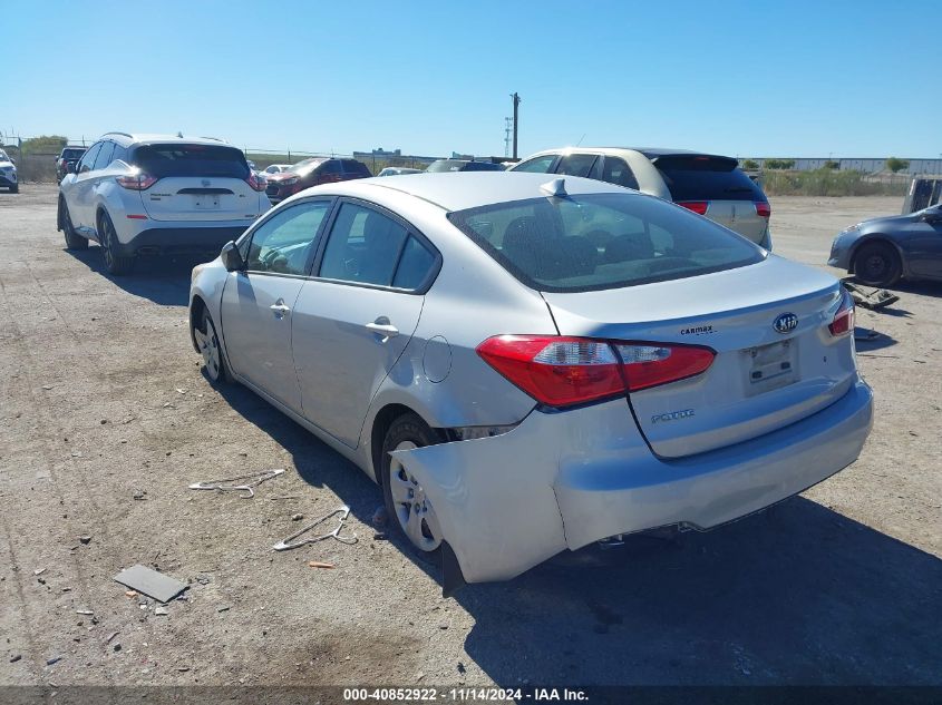 VIN KNAFK4A61F5338580 2015 KIA FORTE no.3