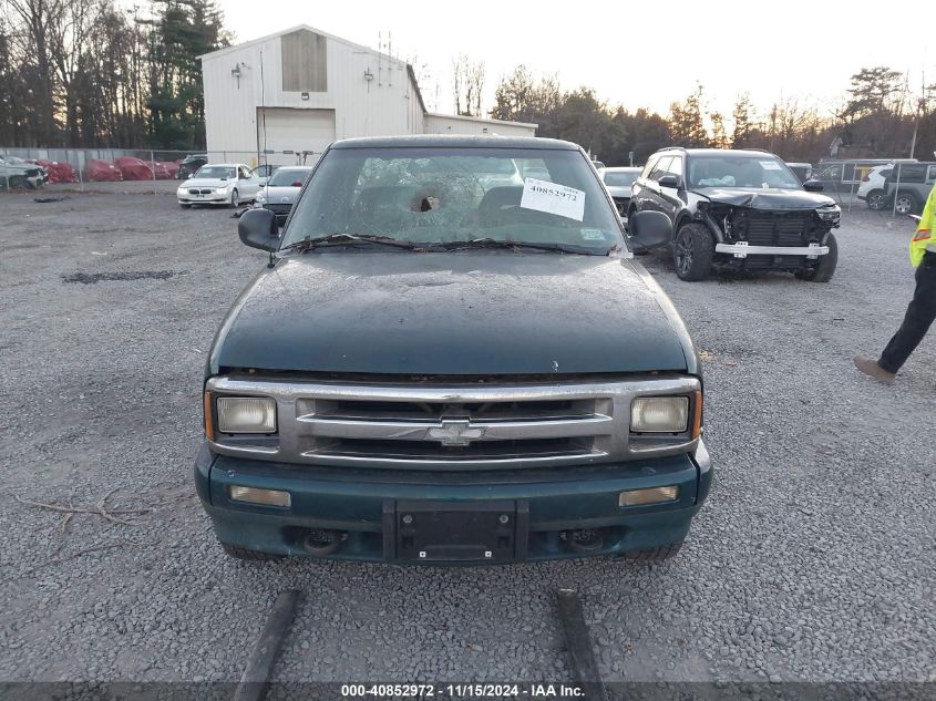 1996 Chevrolet S Truck S10 VIN: 1GCDT19W6T8212784 Lot: 40852972