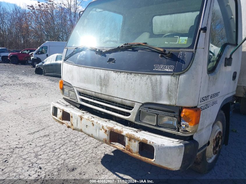 2000 Isuzu Npr VIN: JALB4B141Y7002397 Lot: 40852987