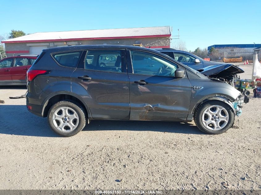 2019 Ford Escape S VIN: 1FMCU0F76KUA27832 Lot: 40853150