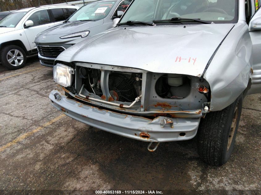 2001 Chevrolet Tracker Hard Top Lt VIN: 2CNBJ634716915150 Lot: 40853169