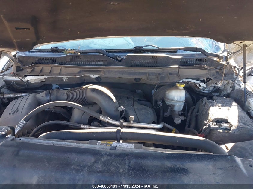 2014 RAM 1500 VIN: 1C6RR7KT1ES461613