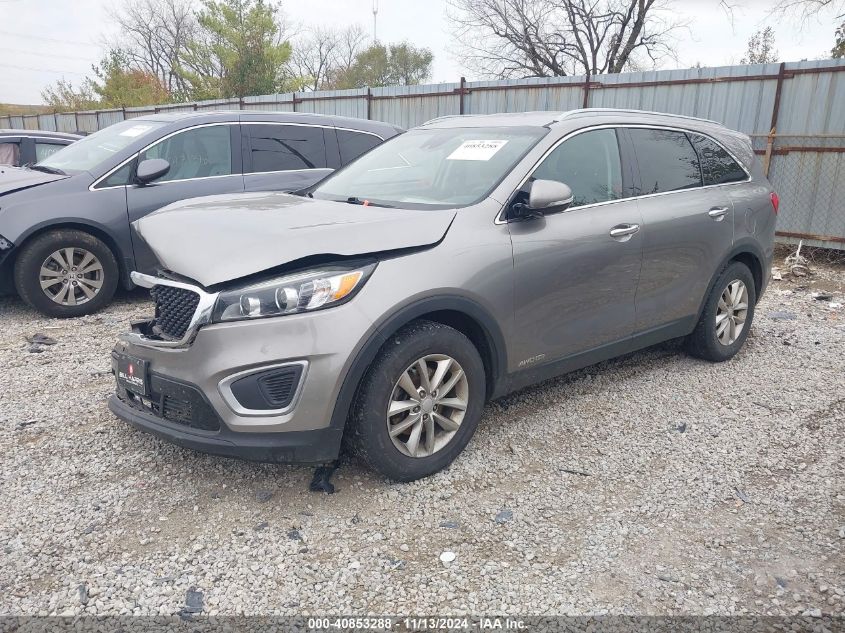 VIN 5XYPGDA51HG317352 2017 KIA SORENTO no.2