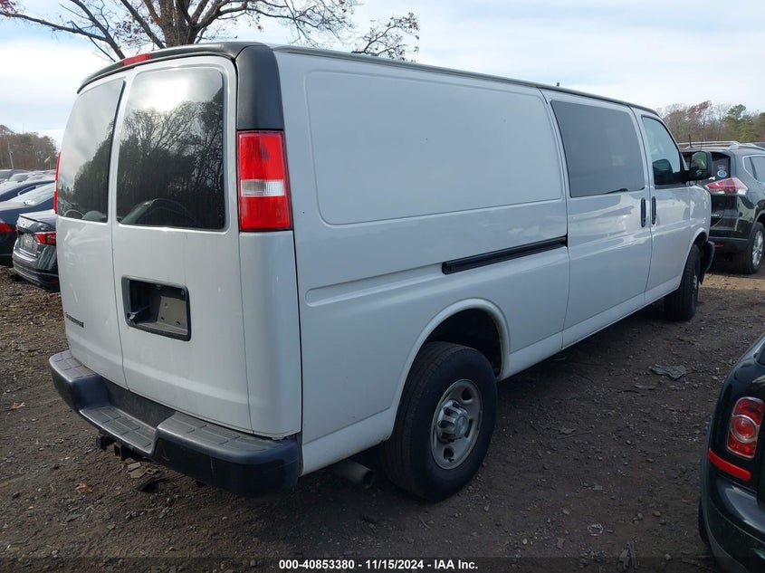 2018 CHEVROLET EXPRESS 2500 WORK VAN - 1GCWGBFG1J1160955