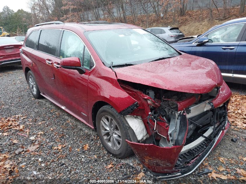 2021 Toyota Sienna, Xle