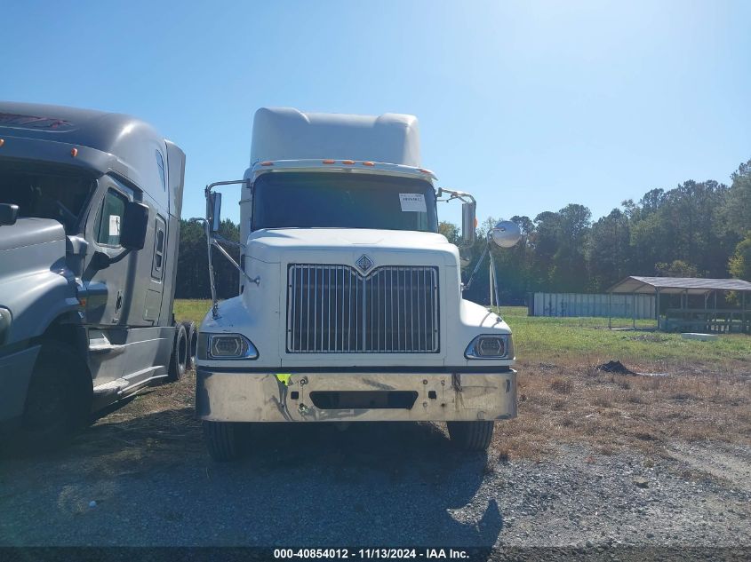 2007 International 9400 9400I VIN: 2HSCNAPR87C323540 Lot: 40854012