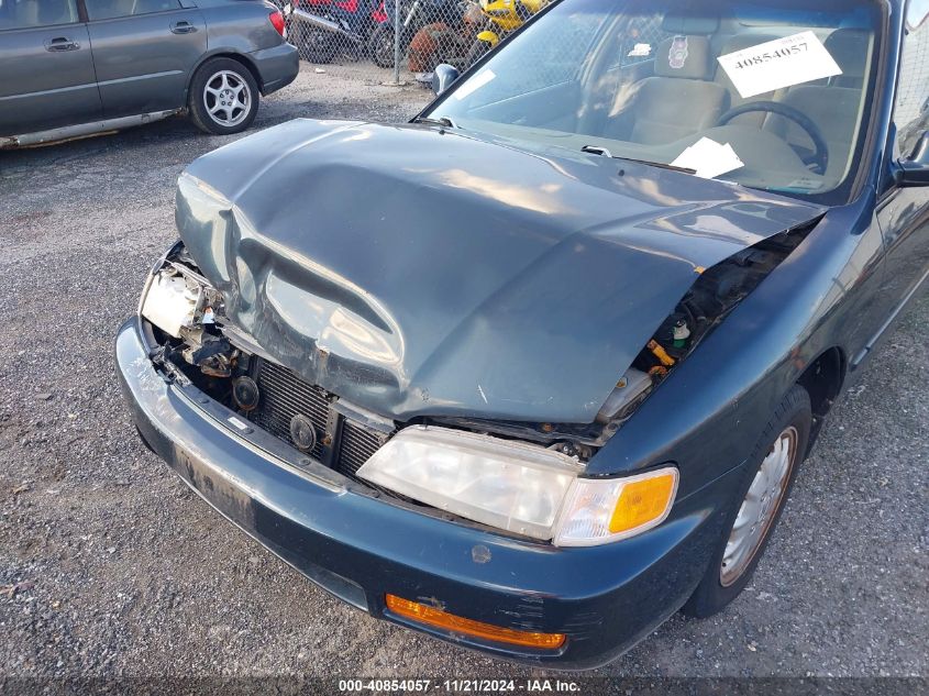 1996 Honda Accord Ex/Ex-R VIN: 1HGCD5657TA236520 Lot: 40854057