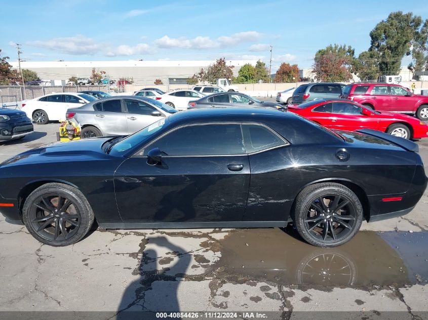 2018 Dodge Challenger Sxt Plus VIN: 2C3CDZAG7JH183027 Lot: 40854426