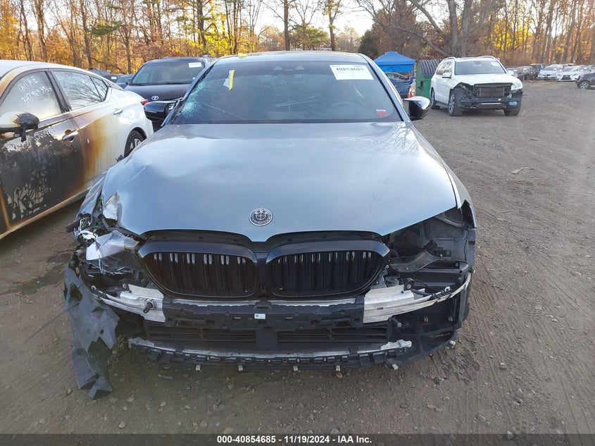 VIN WBAJE7C59JWC57534 2018 BMW 540I XDRIVE